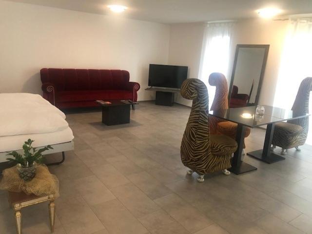 Hotel Hippel Krone Kerzers Ngoại thất bức ảnh